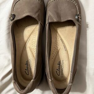 Clarks Brown Leather Flats Timeless Comfort